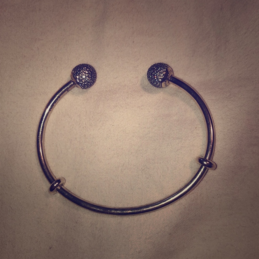 Pandora Open Bangle